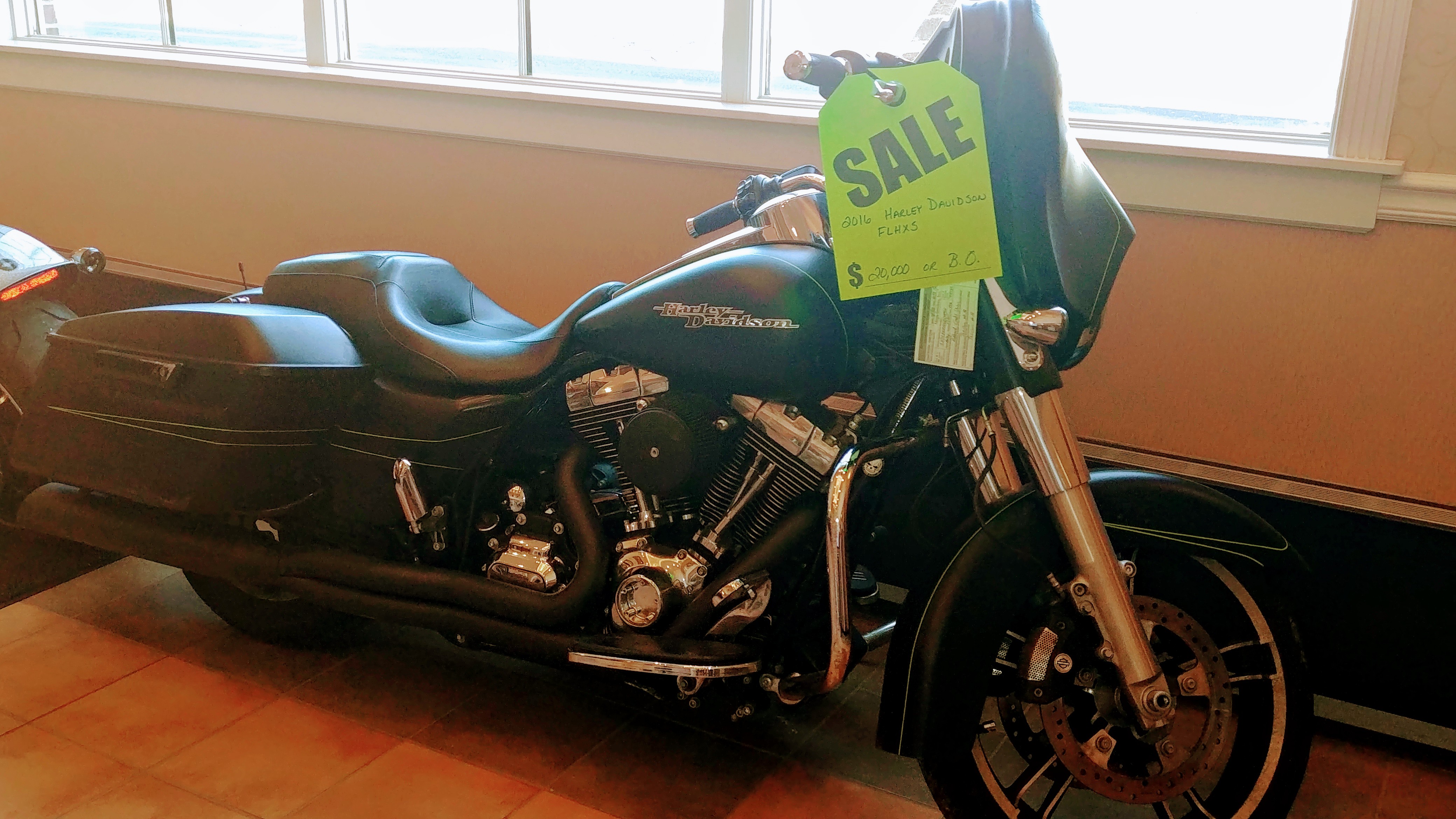 2016 Harley Davidson FLHXS